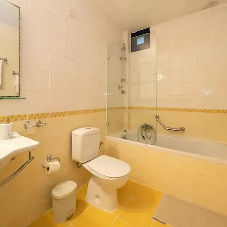Corfiot Maisonette With Shared Pool - Govino Bay *