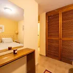 Corfiot Maisonette With Shared Pool - Govino Bay *