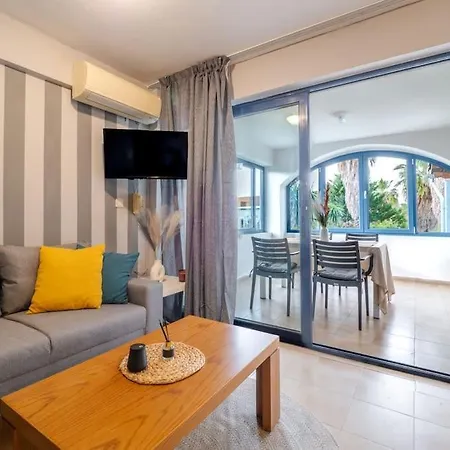 Corfiot Maisonette With Shared Pool - Govino Bay 公寓 古维亚